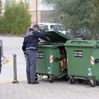 Mrtev na izolski plaži