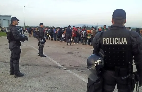 Do konca meseca bo na obmejnih območjih Rigonc, Obrežja 
in Zavrča uporaba zračnega prostora omejena. Omejitev je 
zahtevala policija. 