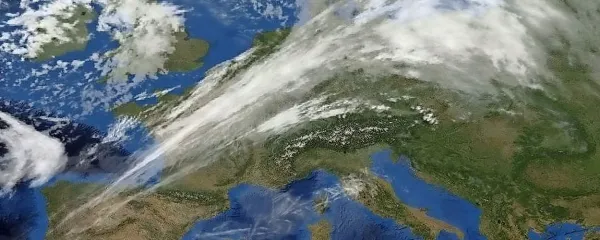 Anticiklon je zaenkrat še neomajen.