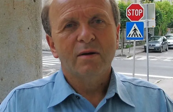 Dr. Andrej Mihevc
