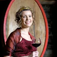 Elizabet Bordon: “Več 
ljudi bi morali 
pritegniti k obisku 
podeželja, saj vinarji 
navsezadnje živimo od 
prodaje svojih 
izdelkov.”