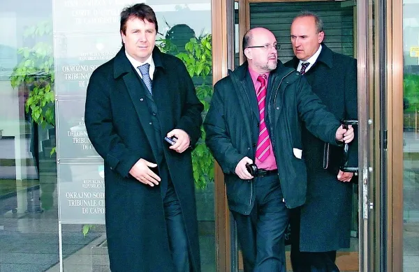 Zmago Jelinčič je sporne besede izrekel po tem, ko je s 
Srečkom Prijateljem na koprskem sodišču spremljal sojenje 
Darku Vilerju. 