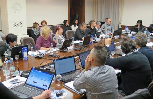 Sežanski svetniki so v četrtek že zarisali proračuna za leti 
2016 in 2017. Prihodnje leto bo denarja nekoliko manj kot 
letos, leta 2017 pa več.