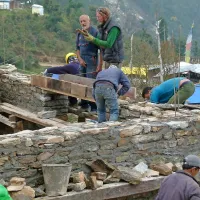 Kobaridci so Nepalce učili, kako naj gradijo na potresno 
varen armiranobetonski način.