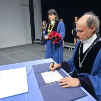&ldquo;Napočil je čas, da se odloži orožje&rdquo;