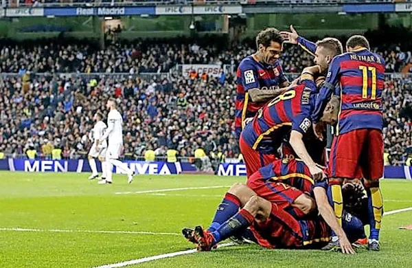 Veselje Barceloninih igralcev sredi Madrida.
