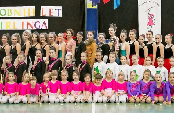 &Scaron;portni twirling klub Deskle je praznoval 20. obletnico