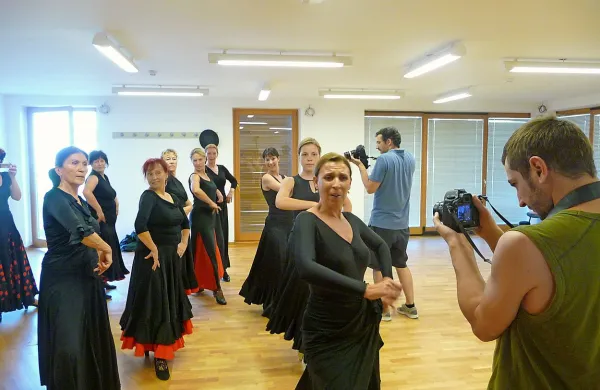 Dokumentarni film o plesalki flamenka Inmi Lobato Diaz so 
pred tremi leti snemali tudi v Kopru, lani pa je bil na ogled v 
Ljubljani.