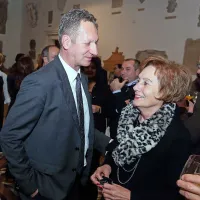 Župan Boris Popovič z mamo Solzo Popovič, ki si je s 
pomočjo zdravnika iz Pavie opomogla po hudi bolezni.