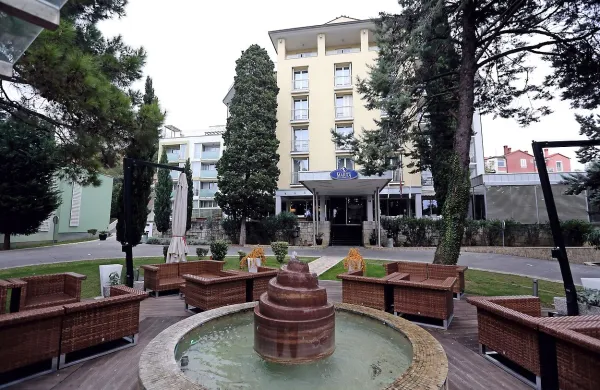  Hotel Marita čaka kupca.