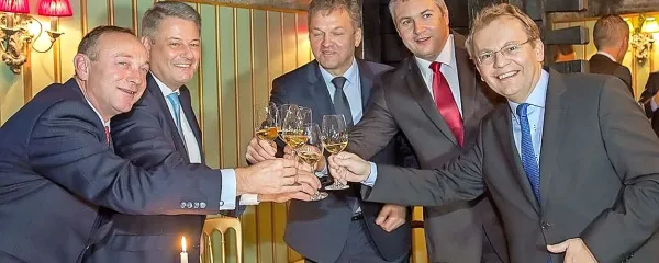 Bri&scaron;ka vina med diplomati in novinarji