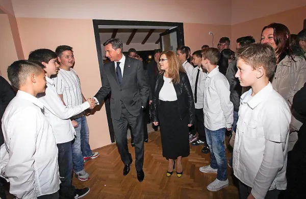 Otroci marežganske &scaron;ole so praznovali s predsednikom republike (foto)