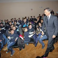 Otroci marežganske &scaron;ole so praznovali s predsednikom republike (foto)