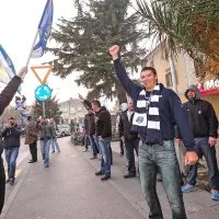 Žbogarja v Izoli pričakali &scaron;tevilni navijači