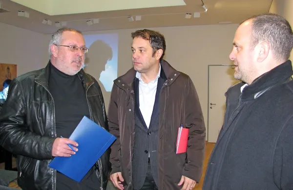 Tudi župane Andreja Maffija, Mateja Arčona in Uroša Brežana  
motijo številne  neznanke. 