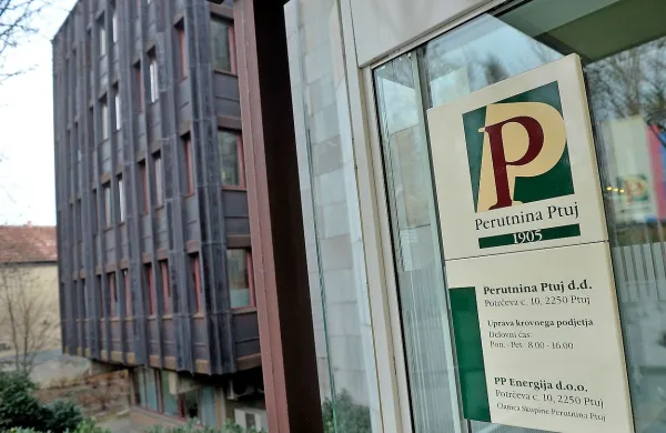 Preiskovalci Nacionalnega preiskovalnega urada in policisti  
iščejo dokaze za sum zlorabe položaja pri dokapitalizaciji  
Perutnine Ptuj.
