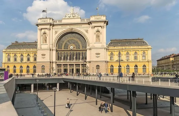 Železniška postaja Keleti v Budimpešti