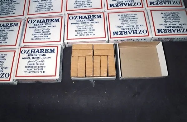 V koprskem pristanišču so v preteklosti že zasegli večje 
tovore kokaina in heroina,  55 kilogramov kokaina, ki so ga 
odkrili v Gioii Tauro, bi verjetno iztovorili že v Italiji.