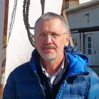 Vojko Maver: “Župana smo več let opozarjali, da 
je zadevo treba rešiti. Še tik preden smo zares 
vložili tožbo, smo prek našega odvetnika znova 
posebej opozorili župana, da bo občina kupnino v 
vsakem primeru morala vrniti.” 