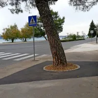 Uredili so klančine namesto stopnic