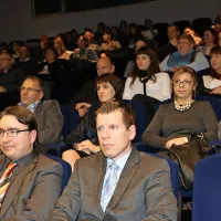 Kako uskladiti družino in službene obveznosti? Ni enostavno, 
je pa mogoče, so slišali zbrani na nedavnem srečanju na 
Bernardinu.