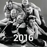 Naslovnica koledarja za leto 2016 ne razkriva, kaj vse skriva 
notranjost.