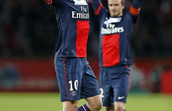 Zlatan Ibrahimović (v ospredju) bo v dresu PSG-ja lovil še 
preostalo klubsko lovoriko, ki mu manjka. V osmini finala lige 
prvakov bo tekmec londonski Chelsea. 