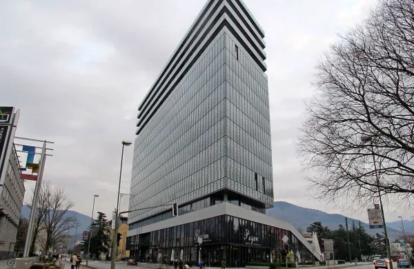 Predvidoma februarja bodo prodajali stanovanja v Eda centru. 