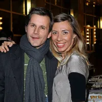  Kranjski igralec Aljoša Ternovšek  in igralka Alida Bevk, ki med 
drugim poučuje na Akademiji za gledališče, radio, film in 
televizijo v Ljubljani, nista skrivala navdušenja ob ponovnem 
snidenju.