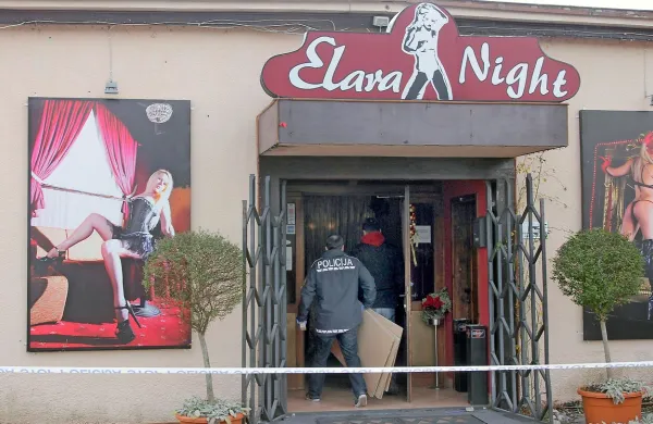 Novogoriški kriminalisti so  ponoči potrkali na vrata nočnega 
kluba Elara Night na Grčni.