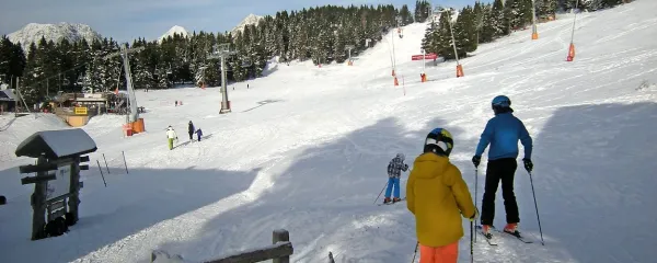 Ko so konec novembra odprli smučišče na Krvavcu, je bilo tam 40 centimetrov naravnega snega.