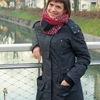 Živa Kavka Gobbo: “Ko kupujem za svoja otroka, nikoli ne 
izberem nečesa, zaradi česar so morali drugi otroci nekje na 
drugem koncu sveta trpeti.”