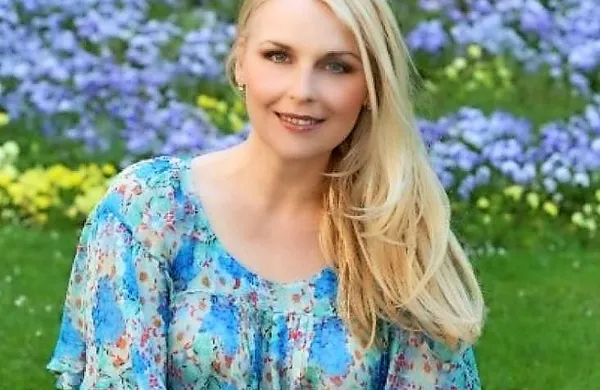 Simona Weiss je izgubila boj z boleznijo.