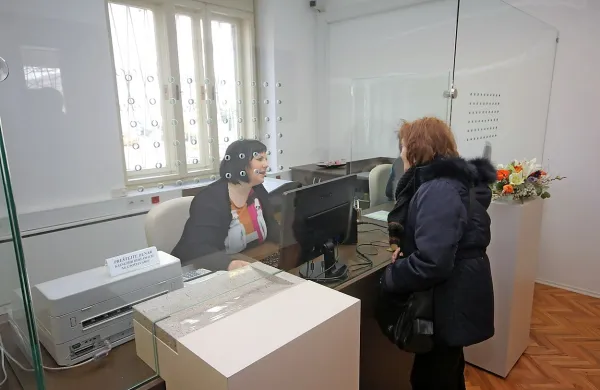 Mestna blagajna v Novi Gorici bo od februarja delovala v 
Delavski hranilnici v pritličju poslopja SKB v Ulici tolminskih 
puntarjev.