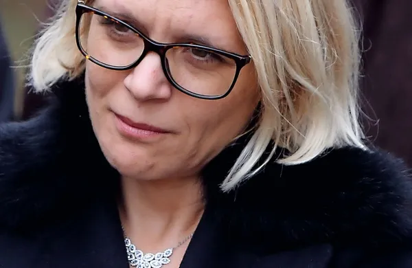Ministrica za delo Anja Kopač Mrak pravi, da se ne čuti 
odgovorne za padec novele zakona o zakonski zvezi na 
nedeljskem referendumu.