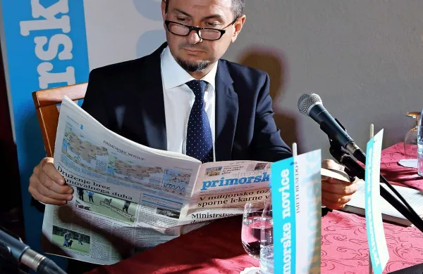Predsednik računskega sodišča je okrcal nakup deleža 
Primorskih novic s strani Javnega podjetja Komunala Koper. 
Na fotografiji: Gašpar Gašpar Mišič, v.d. direktorja koprske 
Komunale.