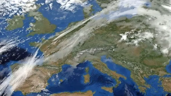 Anticiklon je še vedno solidno na svojem mestu