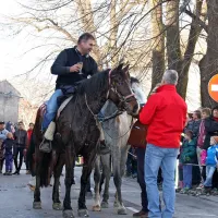Tradicionalno 16. žegnanje konj na Sv. &Scaron;tefana v Vipavi (foto)