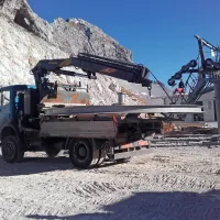 Po napornem transportu je kolo varno prispelo  na Prevalo.