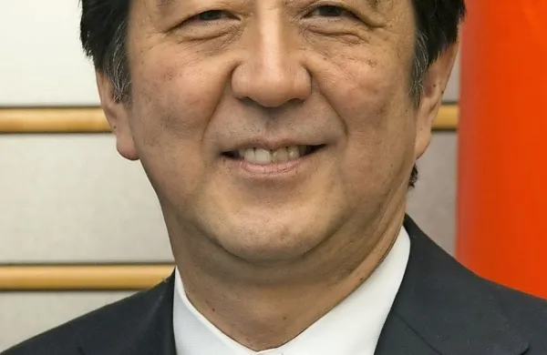 Japonski premier Shinzo Abe je žrtvam izrazil “opravičilo in 
obžalovanje iz vsega srca”.