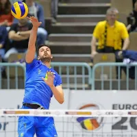 Mitja Gasparini, eden od zaslužnih za  uspeh 
na EP, je pričakovano na primorskem vrhu.