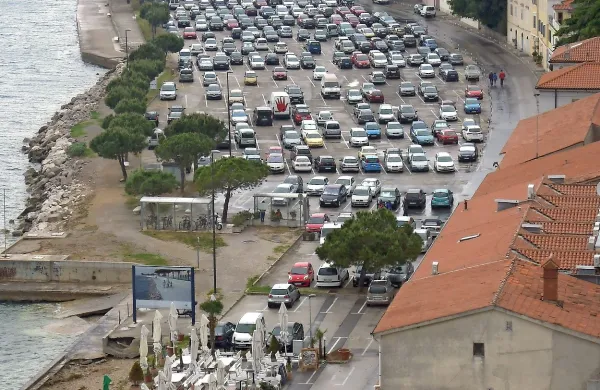 Pirančana je včeraj na parkirišču Fornače pričakalo neprijetno presenečenje.