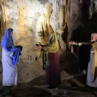 Žive jaslice v Postojnski jami si je ogledalo rekordno &scaron;tevilo obiskovalcev