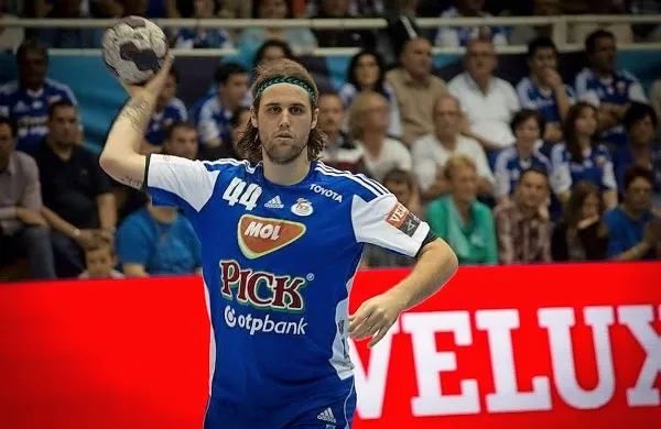 Dean Bombač