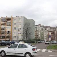 V primeru, če bo več kot pol stanovanj v posameznem bloku 
premalo ogrevanih (zgornja meja je 40 odstotkov povprečne 
porabe), bodo vsa  gospodinjstva storitev  plačevala   po kvadraturi in ne po dejanski rabi, določa nov pravilnik.