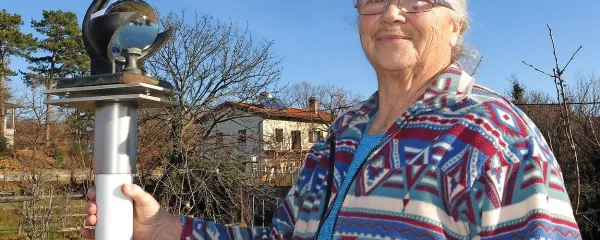 Olga Pipan upravlja z meteorološko postajo Tomaj - Godnje že od leta 1992.