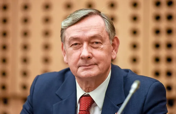 Danilo Türk je slovenski kandidat za generalnega sekretarja 
ZN.