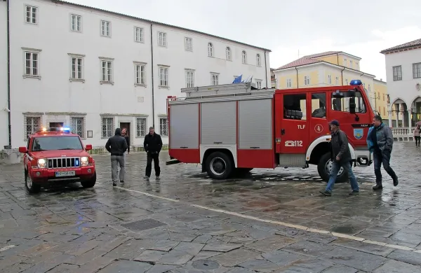 Koprski gasilci so se takoj odzvali na klic, posredovati pa jim 
ni bilo treba.
