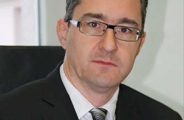 Primorsko hranilnico Vipava po novem vodi Aleš Kavčič. 