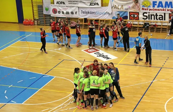Zelene Poljakinje gredo v četrtfinale pokala Challenge, rdeče 
Ajdovke pa po polfinale domačega pokala. 